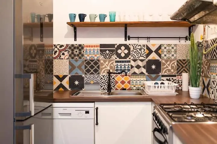 Vivid Downtown Apartment Close To Kalvin Ter Budapest